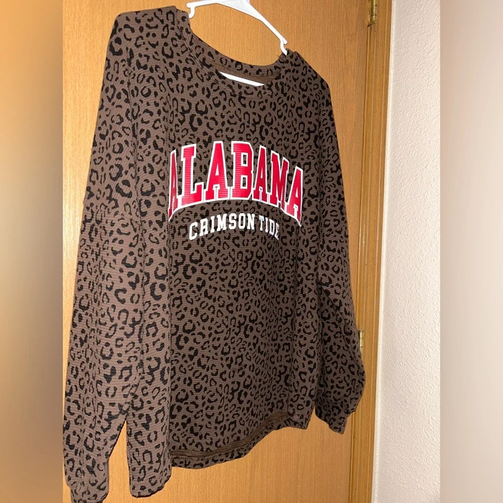 Alabama Crimson Tide Cheetah print long sleeve - Picture 2 of 2